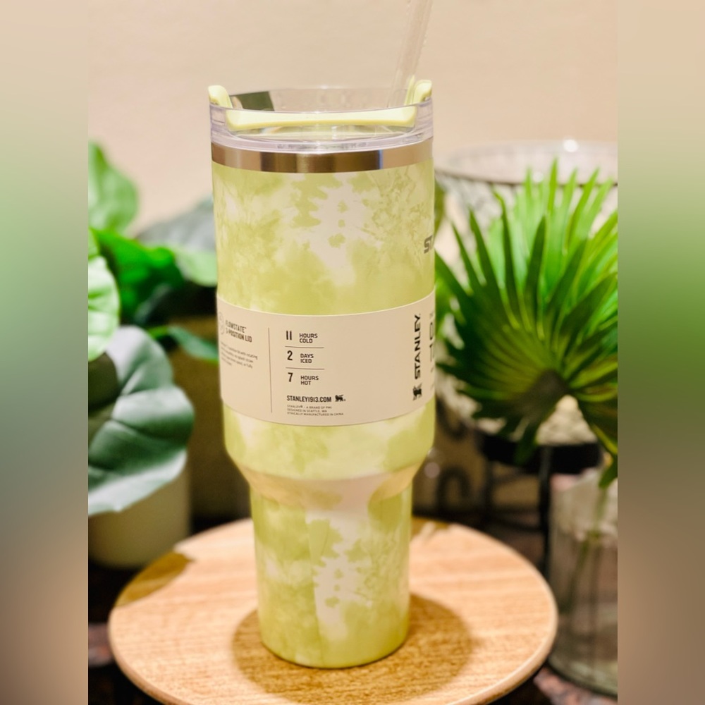 NWT Stanley 40oz Quencher Citron Tie Dye H2.0 Tumbler - Picture 13 of 16